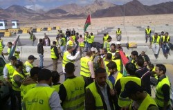 عمال "نافد" يضربون عن الطعام ويهددون بإجراءات تصعيدية