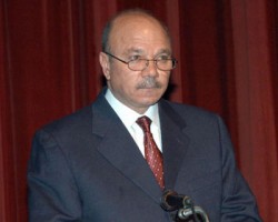 رئيس مجلس النواب: نرفض المساس بصلاحيات جلالة الملك