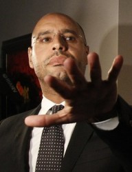 بريطانيا : سيف الاسلام يجس نبضنا في حال قرر الانشقاق والفرار من ليبيا