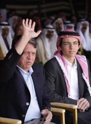 الملك يلتقي شيوخ ووجهاء قبيلة الحويطات