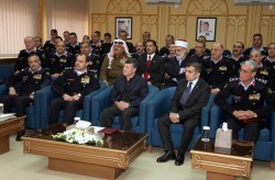 الملك يزور اكاديمية الشرطة الملكية