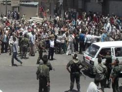 اليمن يستدعي سفيره في قطر للتشاور.. وعدن تشهد عصياناً مدنياً