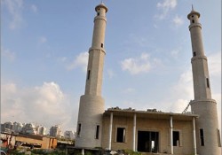 السلطات "الإسرائيلية" تبيع مسجدا بالمزاد العلني