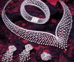 عمان : سرقة شبكة ونقوط عروس خلال حفل زفافها