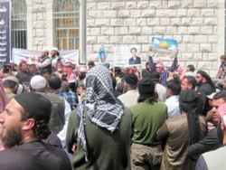 83 جريحا من الامن في اشتباكات  افتعلها السلفيين في الزرقاء