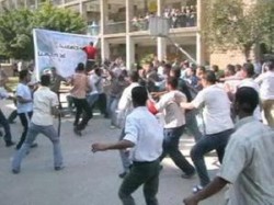 7 إصابات وتحطيم 3 سيارات بمشاجرة عشائرية في البوليتكنك