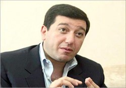 هل  تورط باسم عوض في قضية موارد ؟