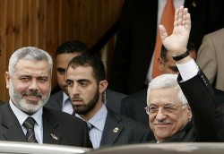 حركتا فتح وحماس توقعان اتفاق مصالحة في القاهرة