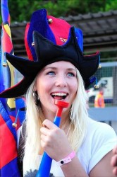 صور مشجات برشلونة في كل دول العالم