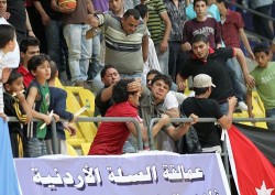 الشغب يضرب ملاعب كرة السلة الاردنية - صور