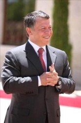 الملك يؤكد أنه مع حرية الصحافة ووسائل الإعلام المسؤولة