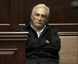 ضحية تحرش مدير صندوق النقد الدولي مسلمة محجبة