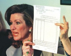 توجان فيصل : حكومة سابقة باعت سندات الدولة و مراكز قوى تريد الاردنيين خدما للاخرين