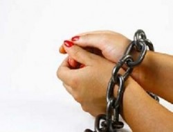 زوجة الابن تسرق ذهب العائلة... وهاتف خلوي يوقع بها