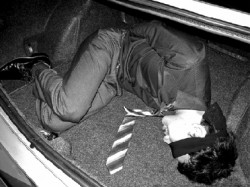 الناطق باسم عمال الفوسفات في الكرك يكشف تفاصيل اختطافه على خلفية اعتصامات المناجم