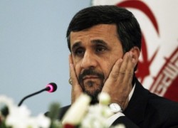 نجاد يتردد على عراف يعرف جن الموساد والـ CIA