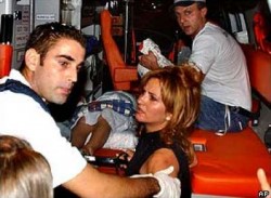 مقتل 3 اسرائيليين وعشرات الجرحى في انفجار بـ نتانيا شمال تل ابيب