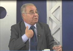 العبادي" لا يوجد بلد في العالم نوابه يبقون لـ سنة و6 اشهر"