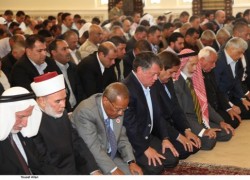 الملك يفتتح مسجد خليل السالم في الزهور