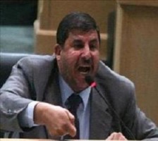 رئيس لجنة فلسطين النيابية سنقوم بطرح الثقة في هذه الحكومة إن لم تقم بإعادة الأرقام الوطنية لمن سحبت منهم وإيقاف سحب الأرقام الوطنية