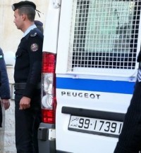 القبض على 3 مهربين بعد تبادل لاطلاق النار