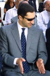 نص التحقيقات مع علاء مبارك في قضايا الرشوة والتربح.. نجل الرئيس السابق: ما عنديش إلا 4 شقق في القاهرة