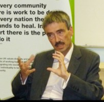 ذيبان تحتج على زيارة السفير البريطاني لممثلين عن عشائر اللواء