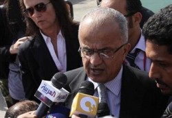 الخطيب: يبحث مع المعارضة الليبية أفكارا لانهاء الحرب