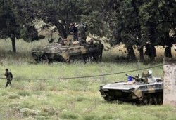 قصف حماة بالدبابات لليوم الثاني / 9 فيديو