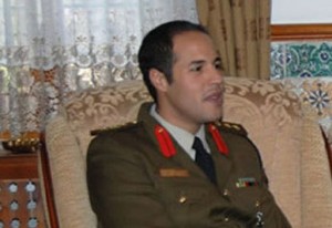 المعارضة تتحدث عن مقتل نجل القذافي.. والحكومة تنفي النبأ