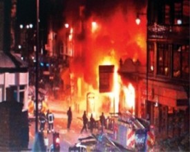 أحداث عنف في «لندن» والقبض على 215 متهماً