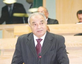 العبادي ..تبرئة رئيس الوزراء في قضية الكازينو مهزلة