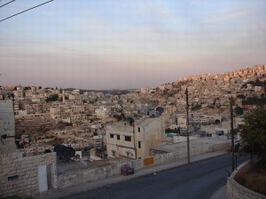 وفاة وإصابة في مشاجرة بجبل النظيف شرقي عمّان