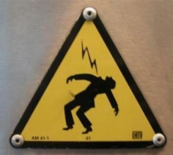 صعقة كهربائية تودي بحياة عشرينية بالشونة الجنوبية