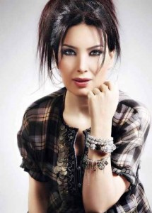 عبير صبري: وجهي نموذج للجمال فلما ألجأ الى عمليَّات التَّجميل !؟