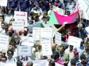 البنك الدولي: الوضع الاقتصادي والسياسي الأردني حساس