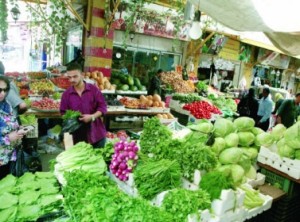 ارتفاع أسعار البندورة والبطاطا واستقرار أصناف أخرى
