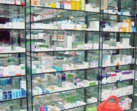 شركات أدوية تلوح بتسريح موظفيها بعد العيد