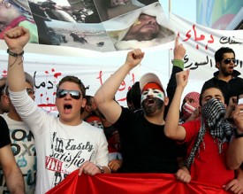 ناشطون يدعون الى احياء ليلة 27 رمضان امام السفارة السورية