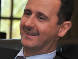 السوريون يتساءلون : أين سيصلي بشار الأسد بالعيد؟