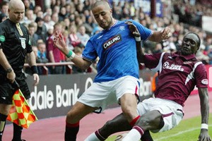 بوقرة يلمح للعودة لأوروبا وترك لخويا