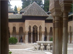 اتهام ضابط أردني بـ”جريمة ضد التراث” في إسبانيا