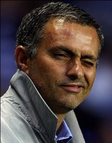 مورينيو مطلوب لـ ’سان جيرمان’ مقابل شيك مفتوح !