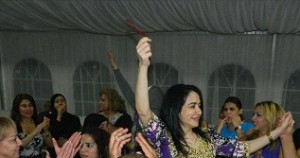 شرعب : القذافي كان يتناول طعامه من أيدي الحارسات الشخصيات