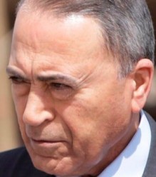 البخيت: هيكلة الرواتب تبدأ العام المقبل