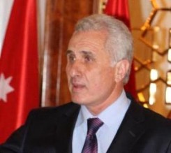 رؤساء الجامعات مخولون بمناقلات الطلبة .. والموافقة على قبول مسيئيي الإختيار