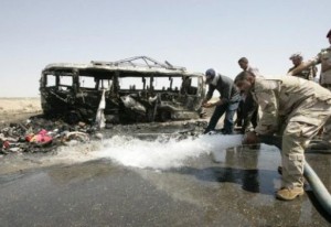 قتلى وجرحى في انفجار حافلة عسكرية في العراق