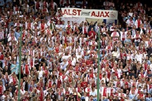 جماعة يهودية هولندية تقاضى نادى "أياكس أمستردام" بتهمة المعاداة للسامية