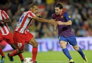 ميسي يقود برشلونة الى فوز كاسح على اتلتيكو مدريد