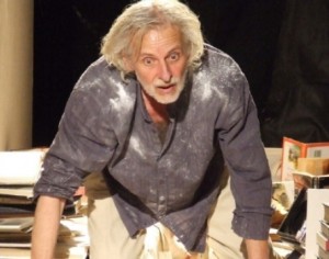 رام الله : لحظة إنتحاره لم تكن مشهدا في مسرحية